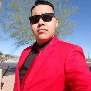 Meet your Posher, Luis